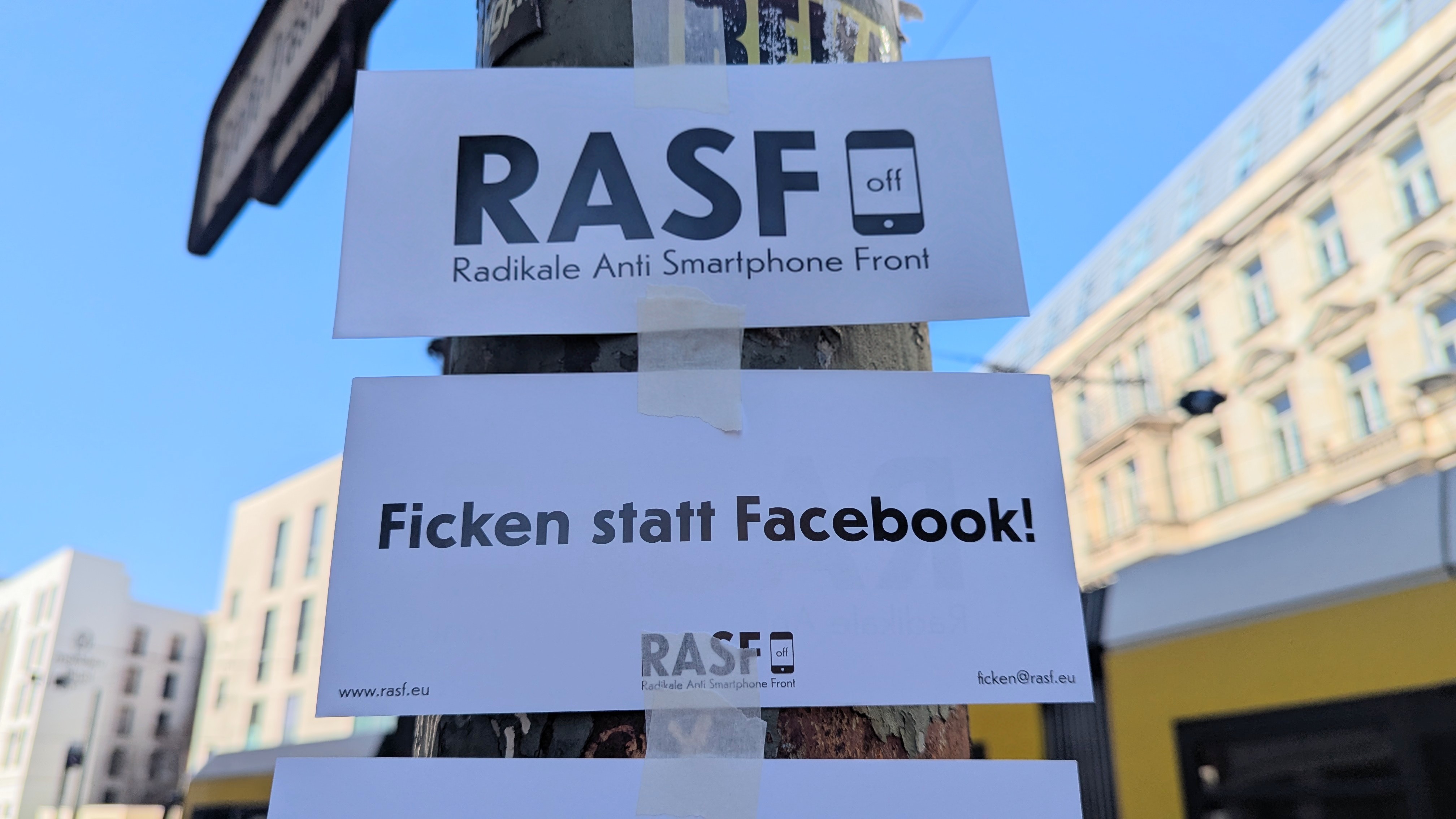 "Lieben statt Liken":